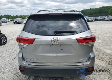 2017 Toyota Highlander Se from USA, damaged, VIN 5TDJZRFH8HS375624